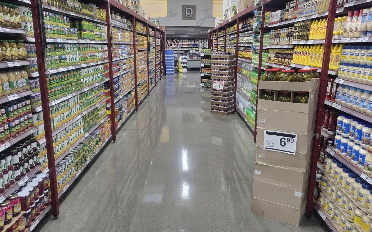 grocery store