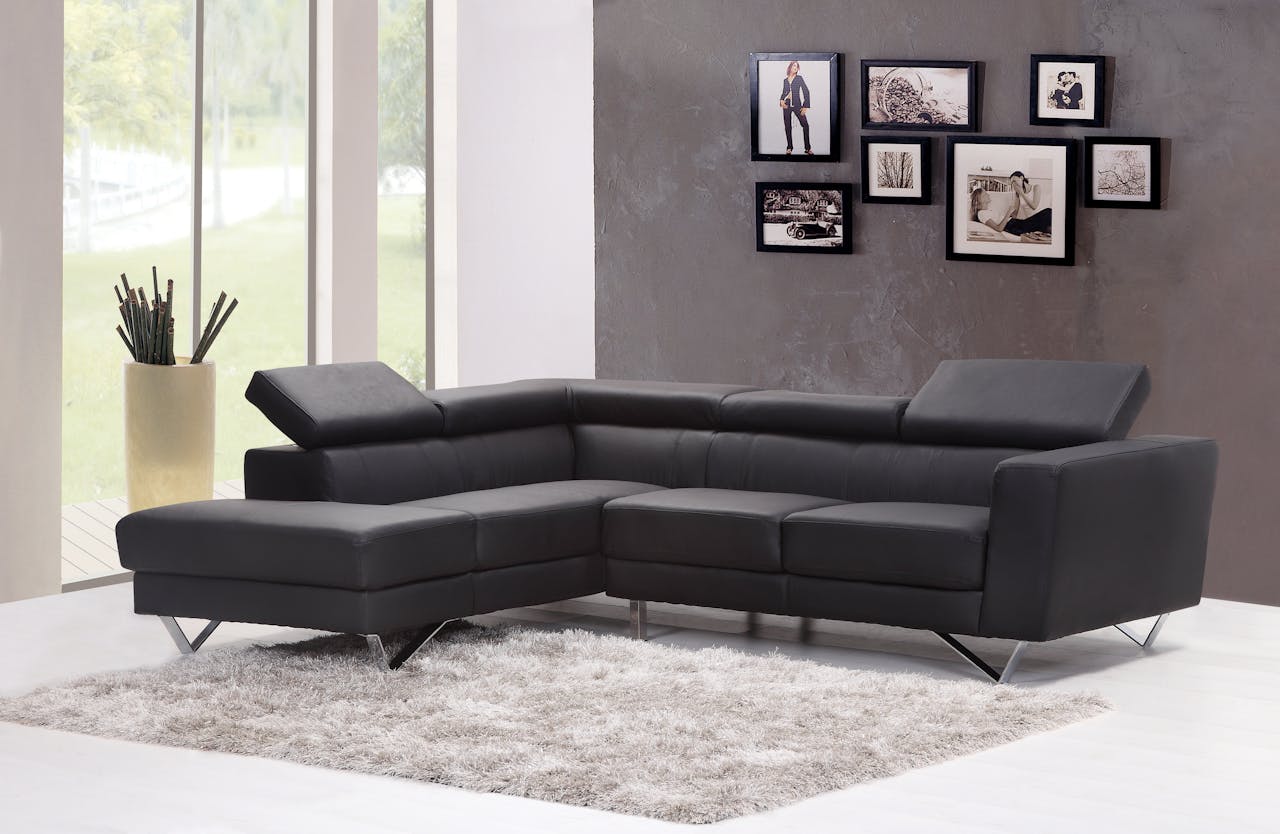 leather furniture in Canada