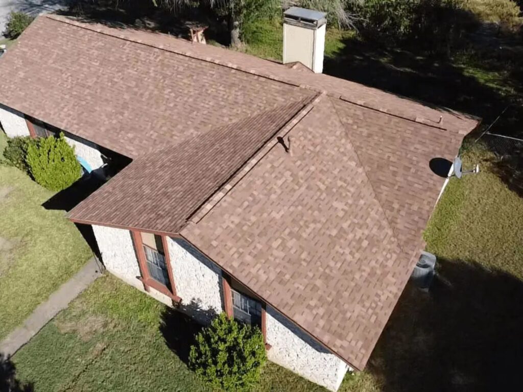 Asphalt Roofer in San Marcos